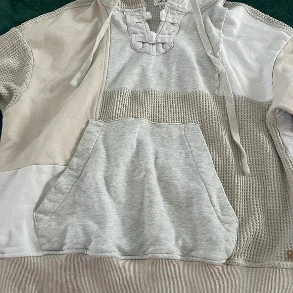 BKE Textured Knit Sweater in Cream - Picture 3 of 6